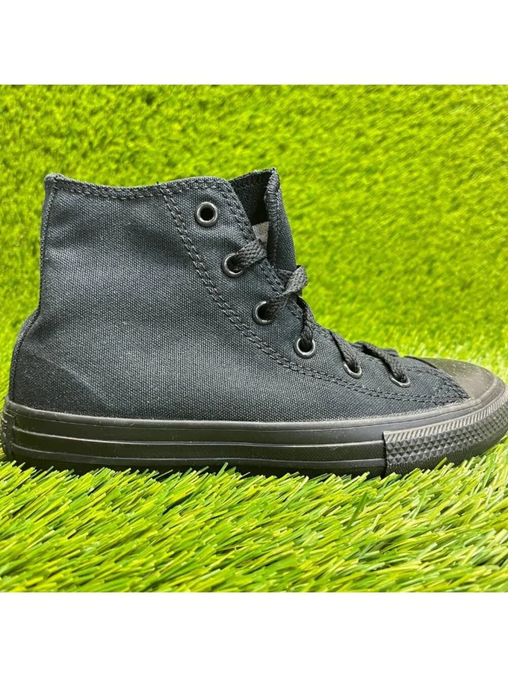 Converse Chuck Taylor All Star Hi Boys Size 1Y Black Athletic Shoes Sneakers